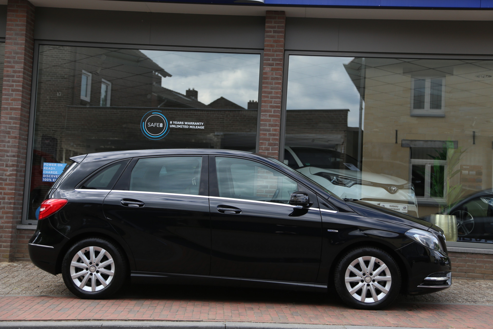 Mercedes-Benz B-Klasse 180 Ambition Automaat Navi Xenon Leer 45143684-2.jpg | Subaru Horsmans