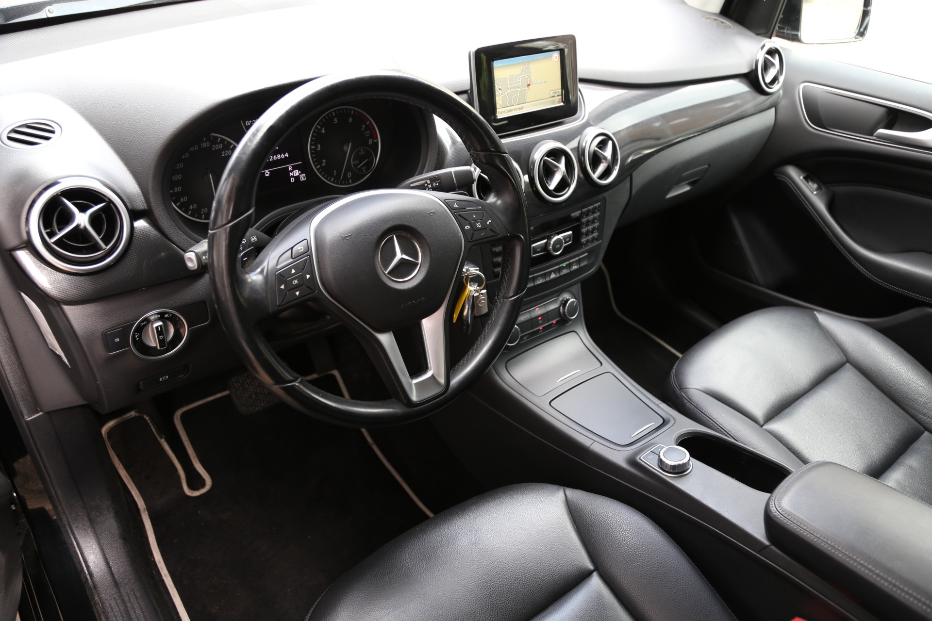 Mercedes-Benz B-Klasse 180 Ambition Automaat Navi Xenon Leer 45143684-6.jpg | Subaru Horsmans