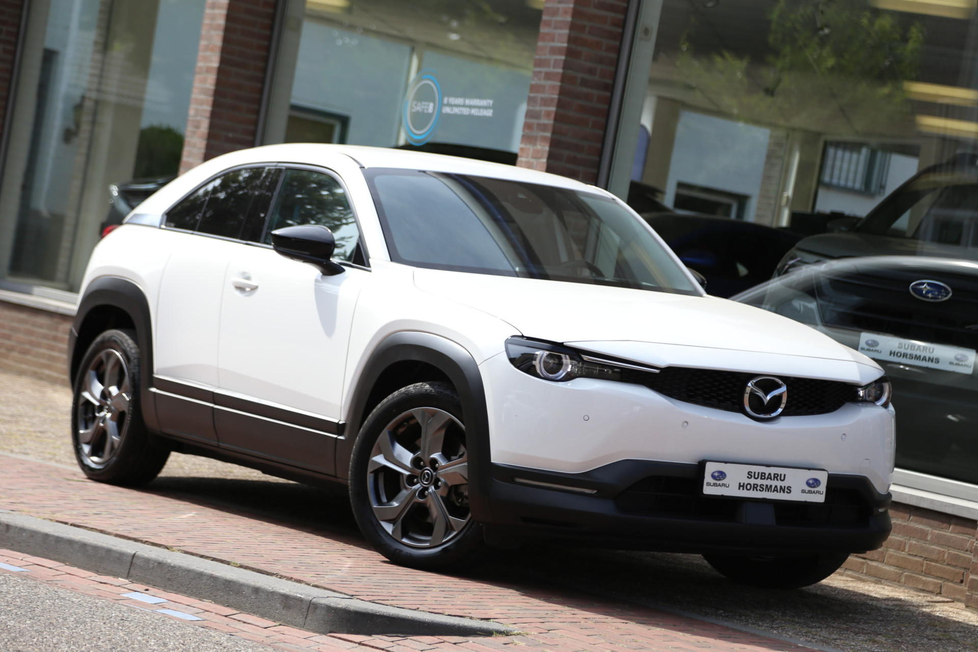 Mazda MX-30 e-SkyActiv 145 First Edition 36 kWh Navi HuD 360view ACC Bose 47096919-0.jpg | Subaru Horsmans