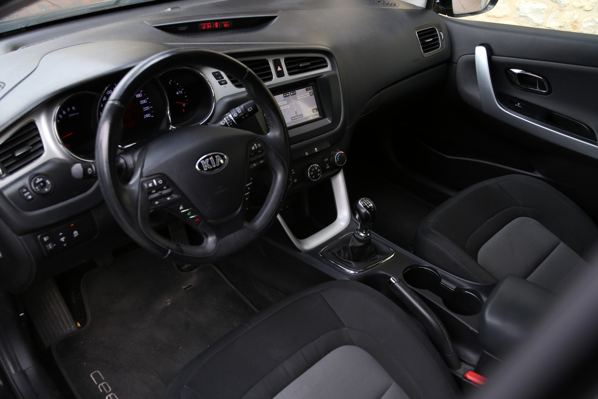 Kia cee'd Sportswagon 1.6 GDI 20th Anniversary Navi 47566485-5.jpg | Subaru Horsmans