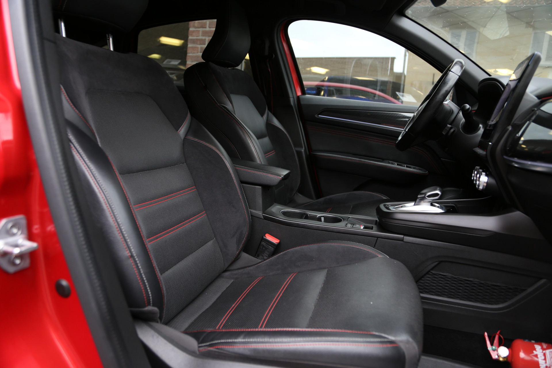 Renault Arkana 1.6 E-Tech Hybrid 145 R.S. Line Navi Leer LED Camera 48653454-17.jpg | Subaru Horsmans