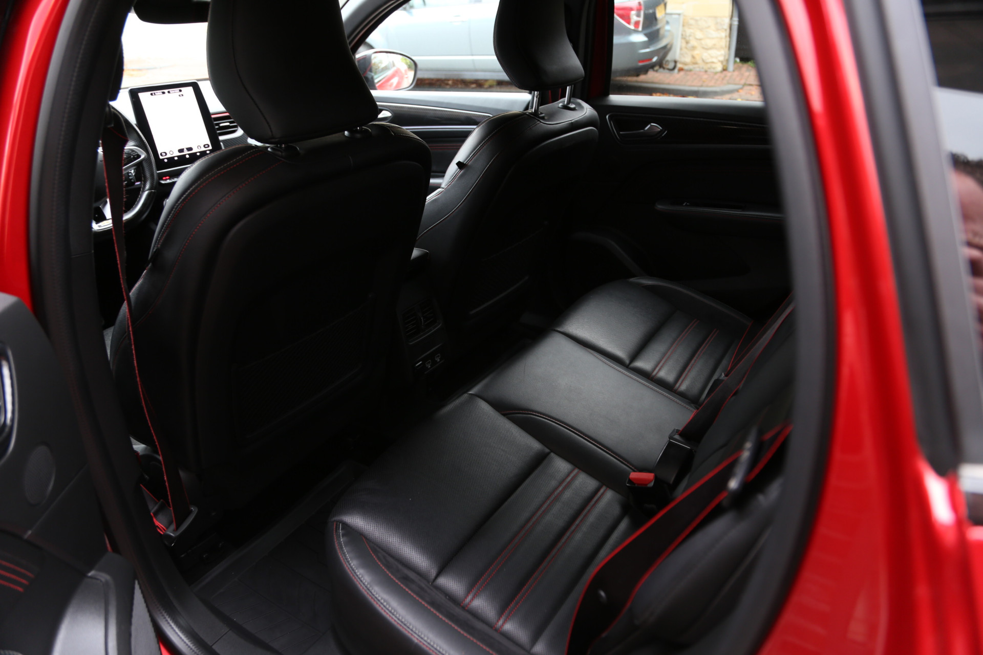 Renault Arkana 1.6 E-Tech Hybrid 145 R.S. Line Navi Leer LED Camera 48653454-18.jpg | Subaru Horsmans