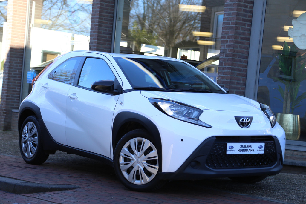 Toyota Aygo X 1.0 VVT-i MT Play Navi Carplay Camera 51591831-0.jpg | Subaru Horsmans