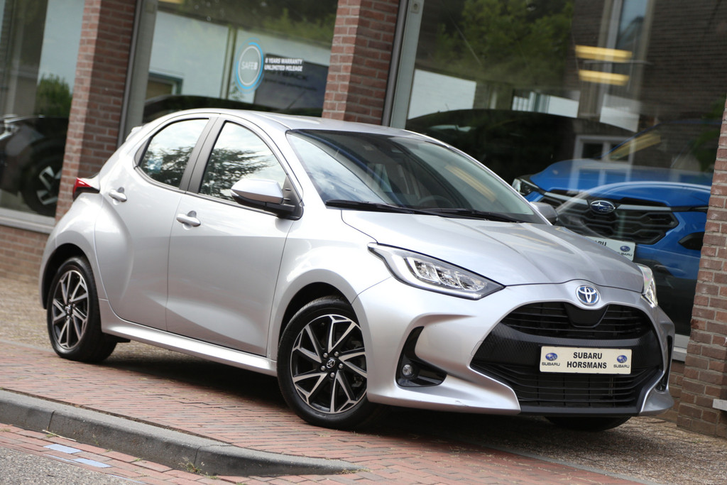 Toyota Yaris 1.5 Hybrid Dynamic Navi LED Camera ACC 54900069-0.jpg | Subaru Horsmans