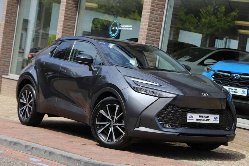 Toyota C-HR 2.0 Hybrid 200 Dynamic Navi LED Camera ACC 55465294-0.jpg | Subaru Horsmans