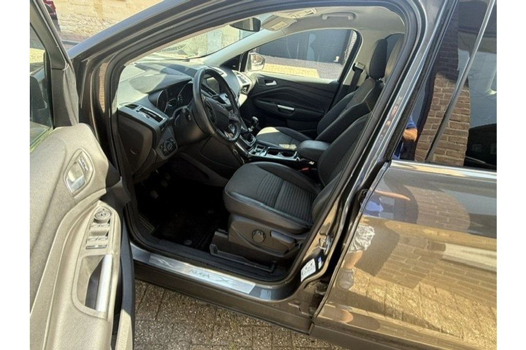 Ford Kuga 1.5 EcoBoost Titanium Navi Camera 55953886-7.jpg | Subaru Horsmans