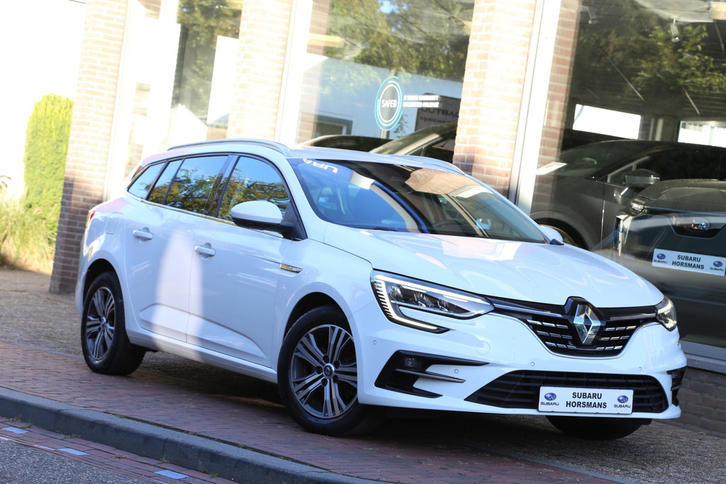 Renault Megane E-Tech Estate 1.6 Plug-In Hybrid 160 Zen Navi HuD Camera 56626572-0.jpg | Subaru Horsmans